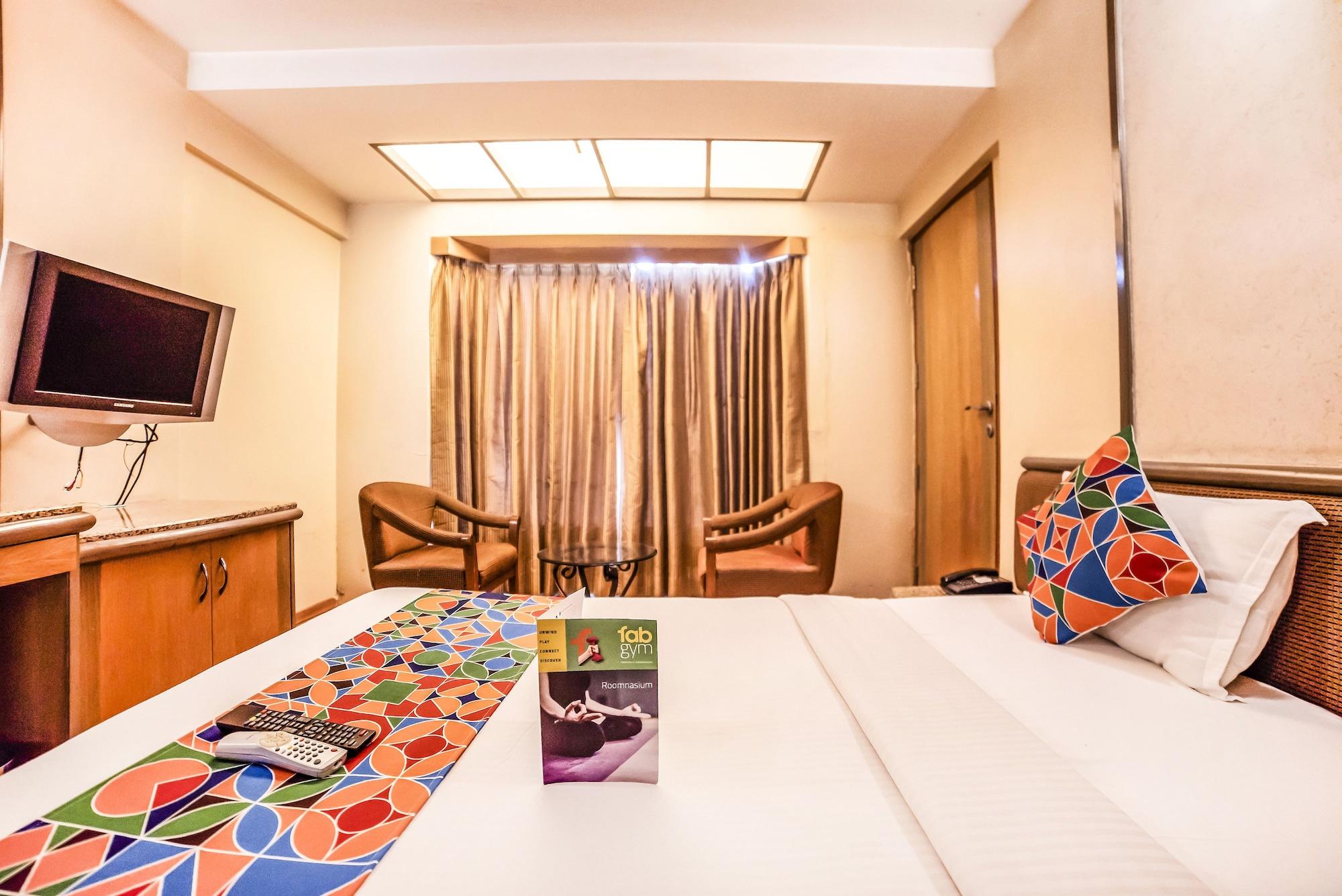 Hotel Gandharva Shivajinagar Pune Zewnętrze zdjęcie