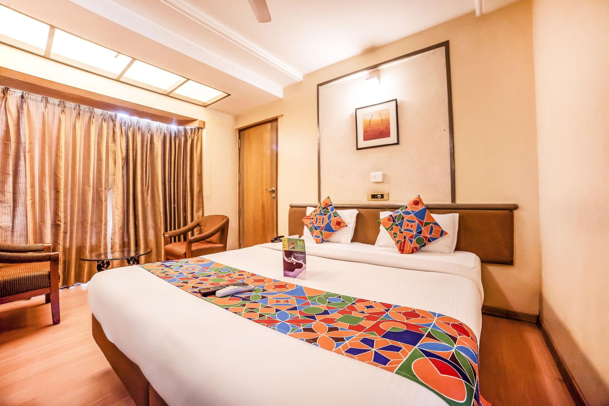 Hotel Gandharva Shivajinagar Pune Zewnętrze zdjęcie