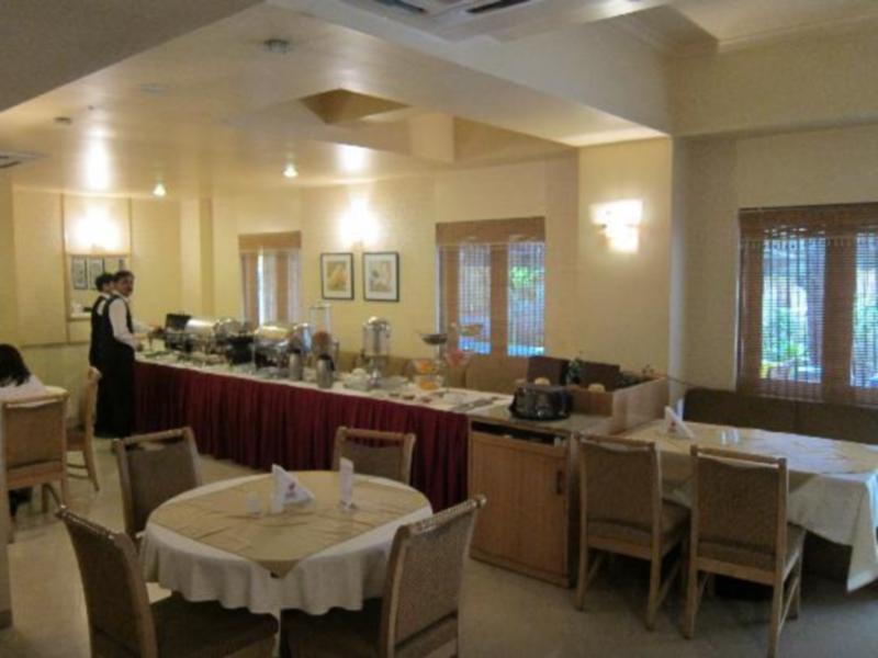 Hotel Gandharva Shivajinagar Pune Zewnętrze zdjęcie