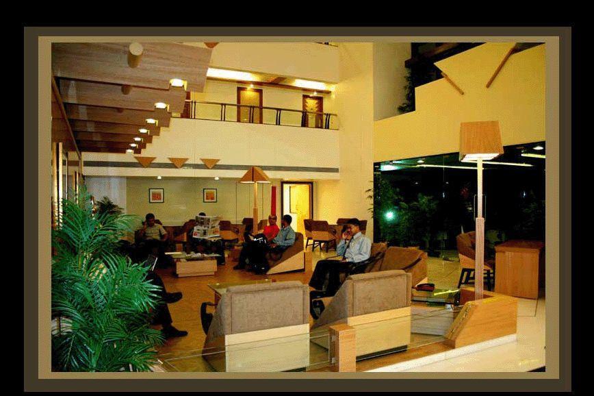 Hotel Gandharva Shivajinagar Pune Zewnętrze zdjęcie