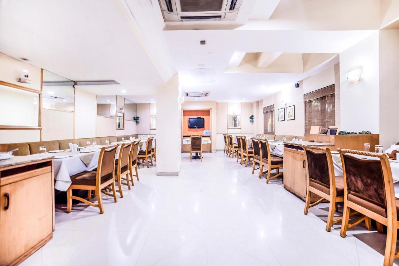 Hotel Gandharva Shivajinagar Pune Zewnętrze zdjęcie