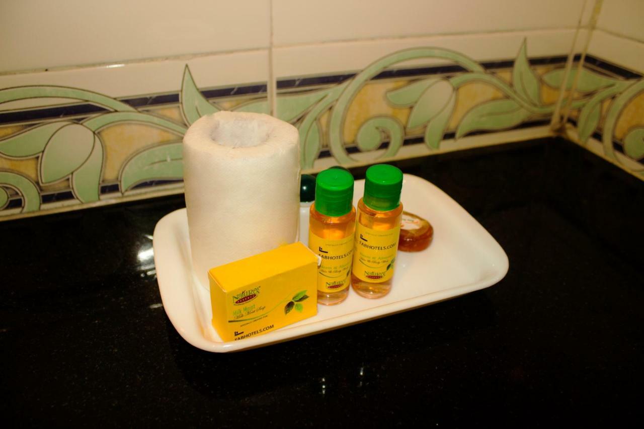 Hotel Gandharva Shivajinagar Pune Zewnętrze zdjęcie